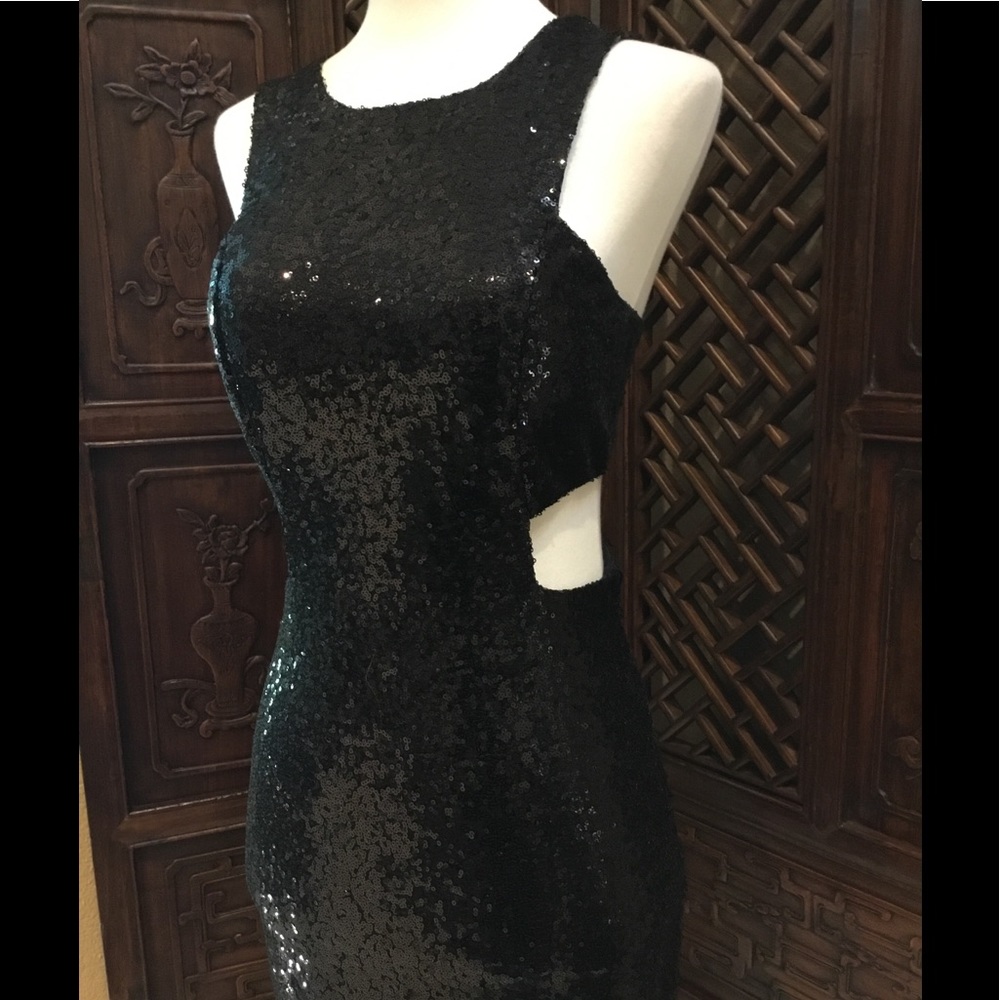 ๐ฅ TEEZE ME DRESS SIZE 3/4 - Picture 2 of 8
